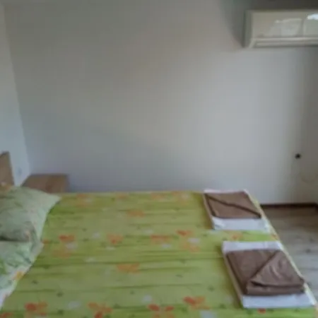 Holidey Villa *